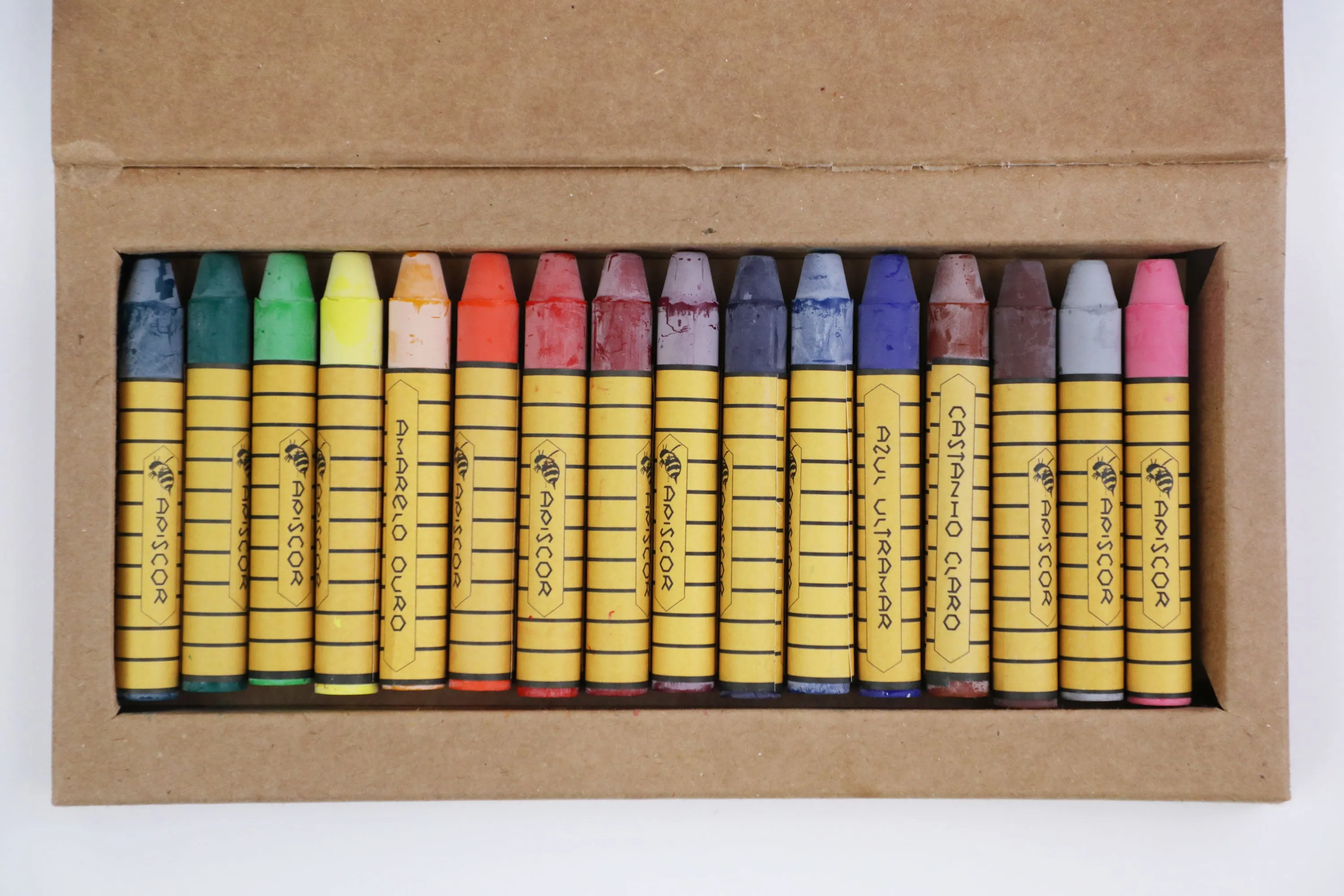 Apiscor Wax Stick Crayons 16 Piece