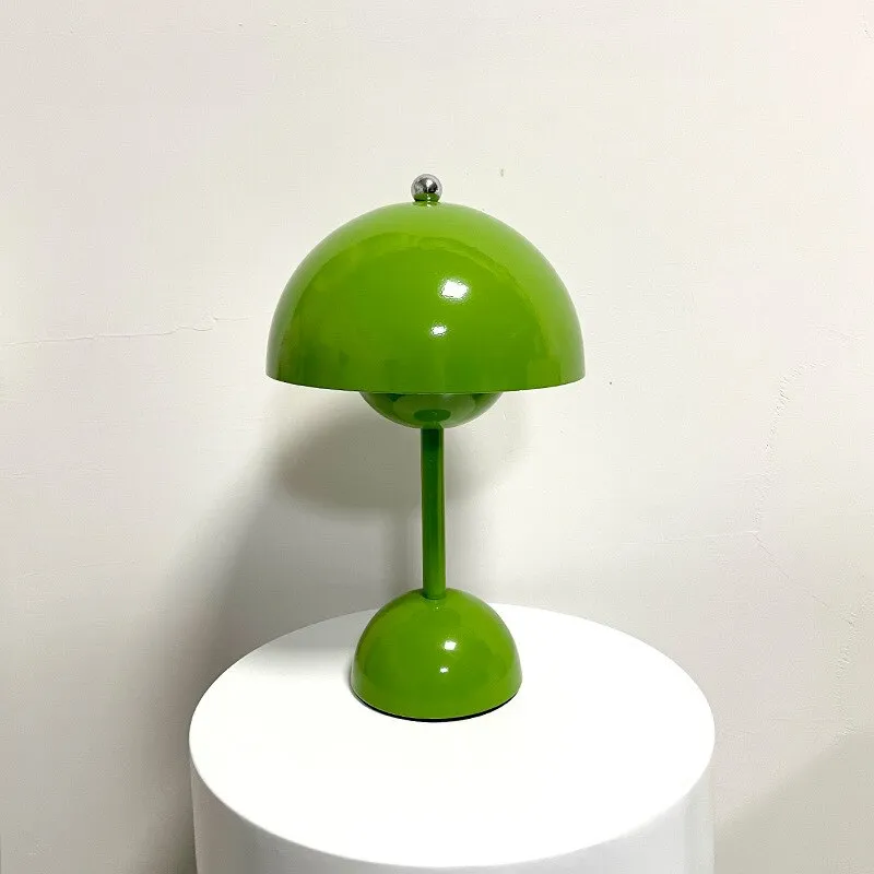 BAN Mushroom Modern LED table lamp Nordic desk light