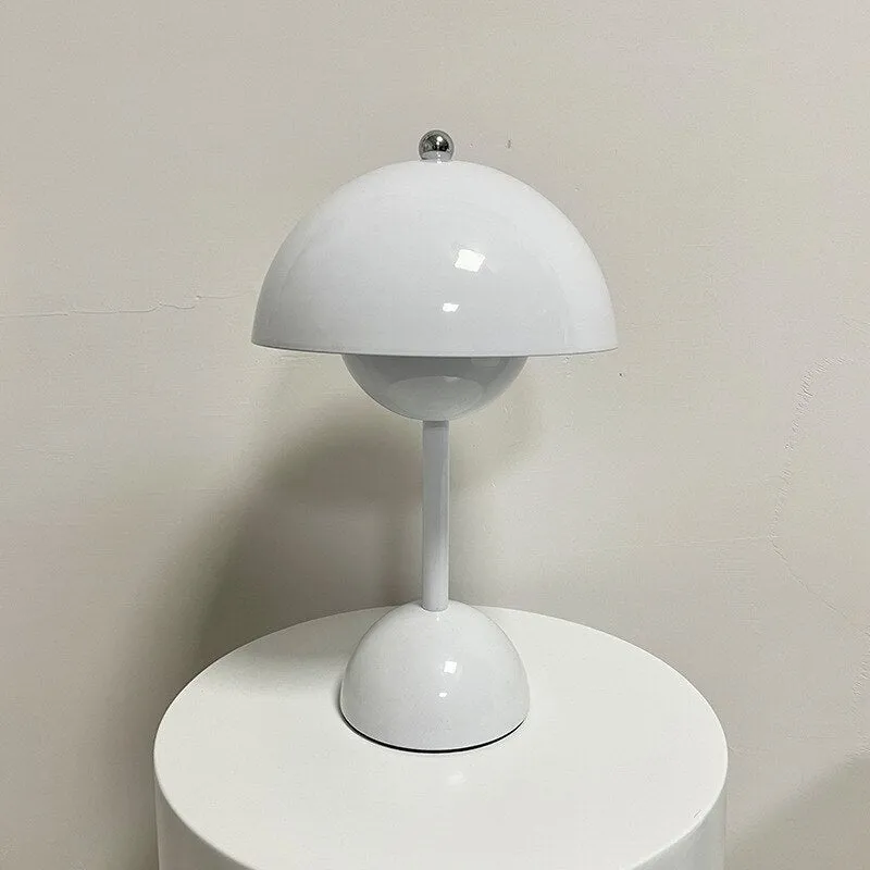 BAN Mushroom Modern LED table lamp Nordic desk light