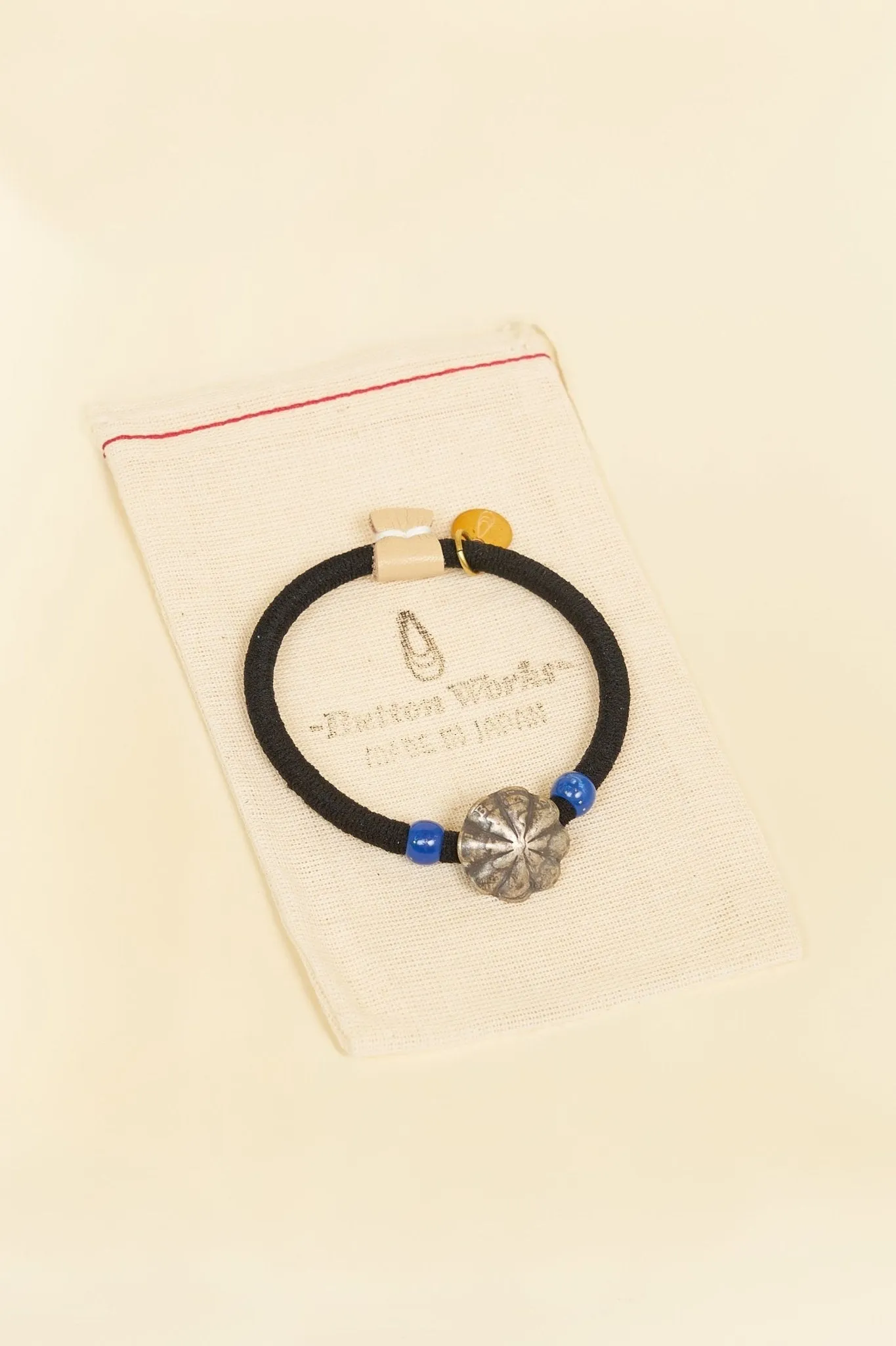 Button Works Mercury Dime Concho Bracelet Gum -Black & Blue