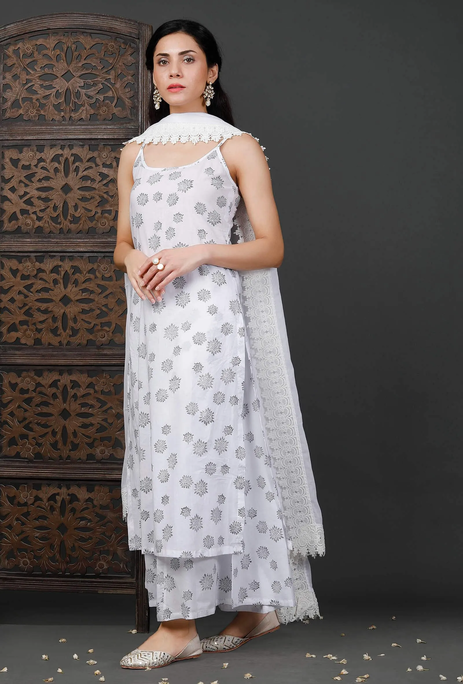 Set Of 3: Printed White Kurta, Culottes And White Cotton Dupatta