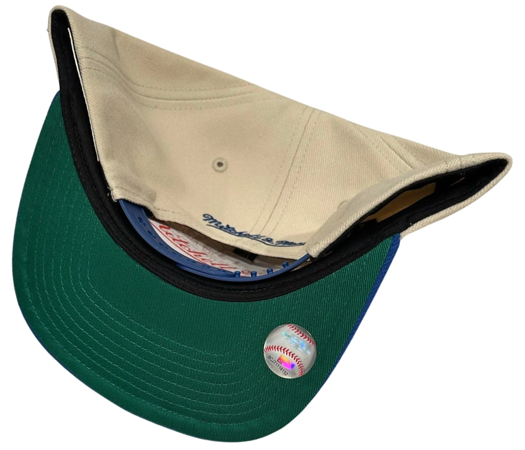 *Toronto Blue Jays* snapback hats by Mitchell & Ness