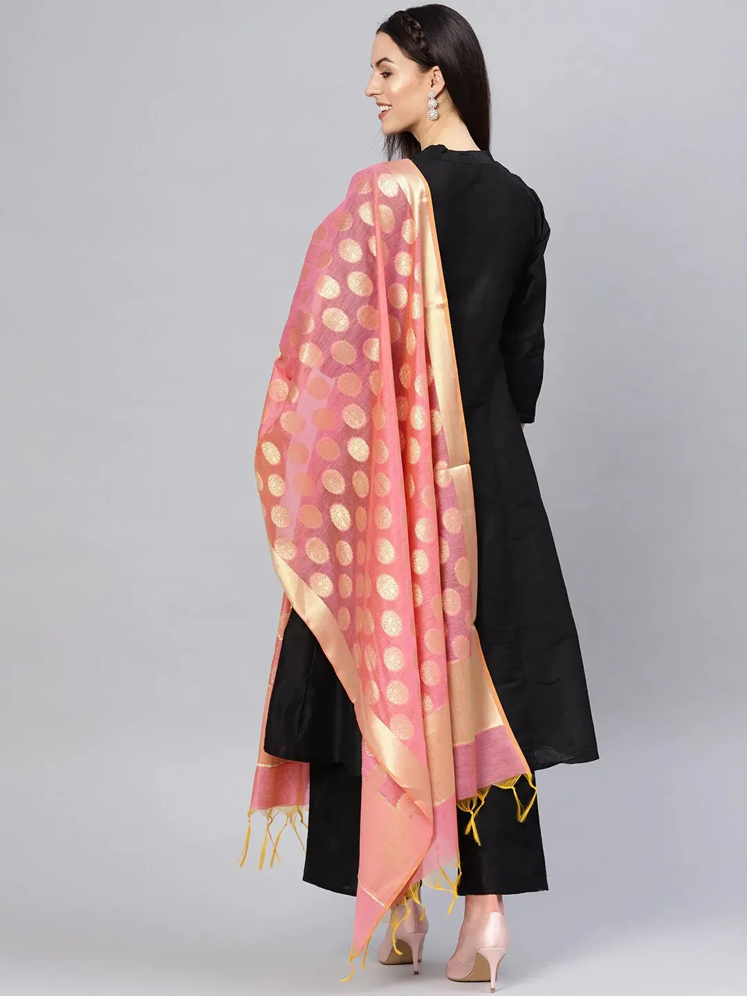 Women'S Black Solid Kurta With Palazzos & Dupatta