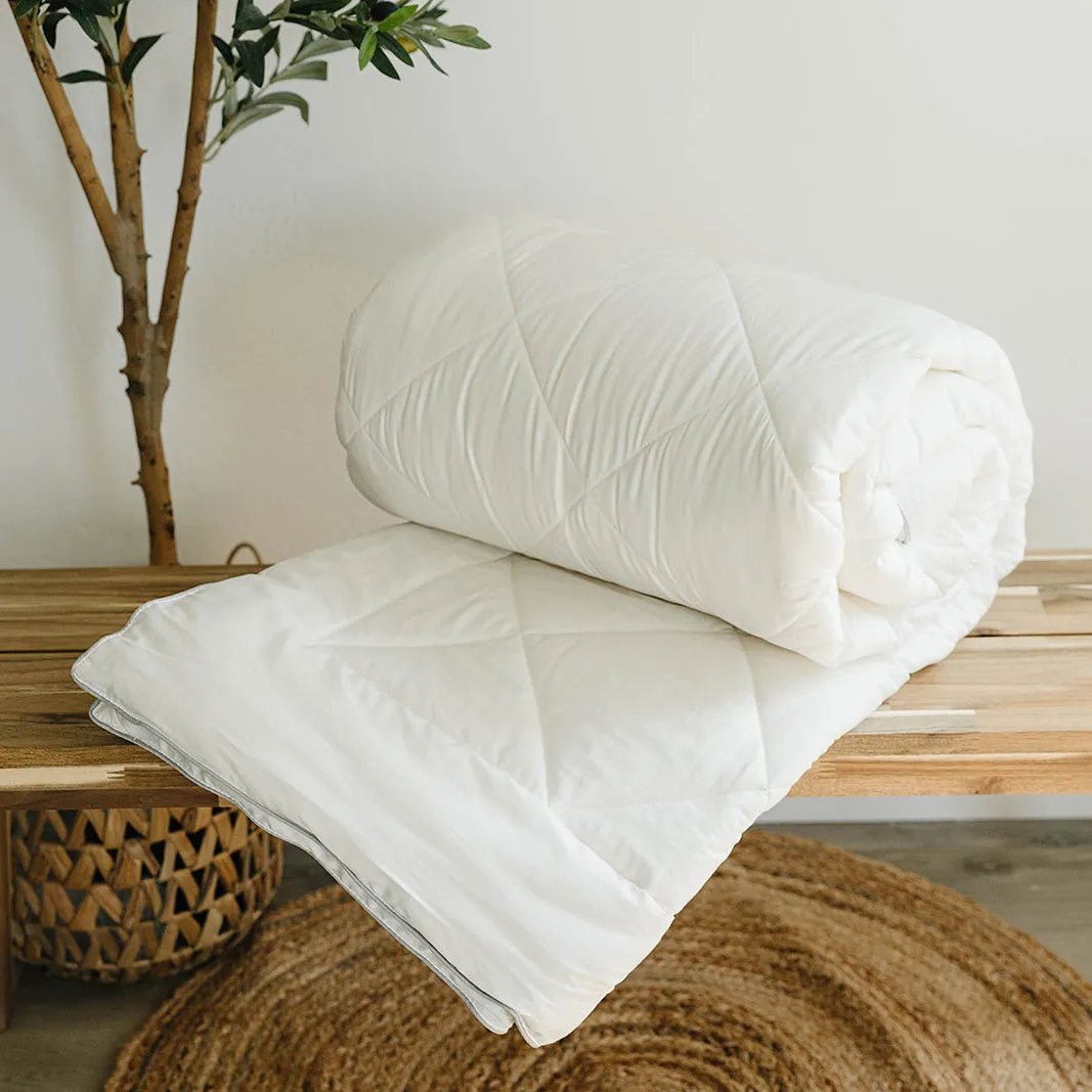 Wool Comforter, Twin